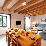 De France 6/10 Personnes A La Ferme Lionnet *