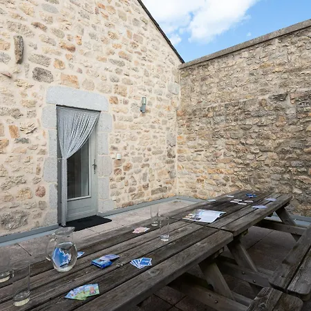 De France 6/10 Personnes A La Ferme Lionnet